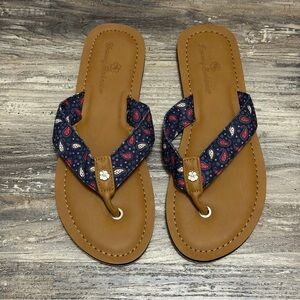Tommy Bahama Women’s Navy Blue Paisley Print Flip Flops Size 8